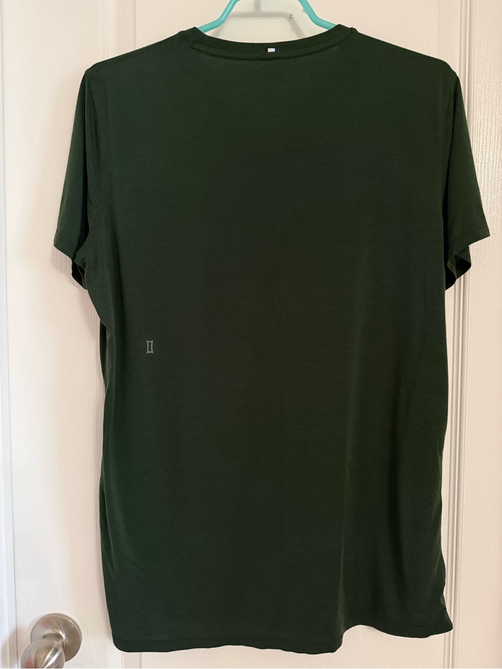 Kit and Ace Tech Tee - Picture 2 of 5